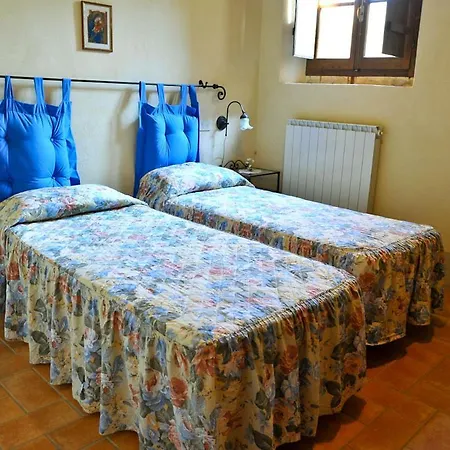 Conte Gualtiero Villa *